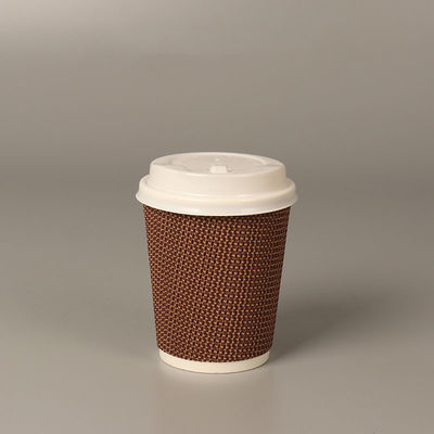 Różnej wielkości degradowalne jednorazowe papierowe kubki do kawy do gorącego picia